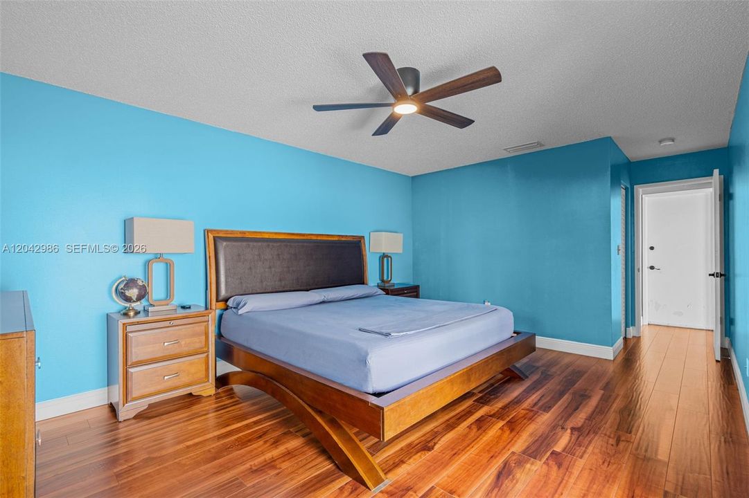 For Sale: $713,000 (3 beds, 2 baths, 1310 Square Feet)
