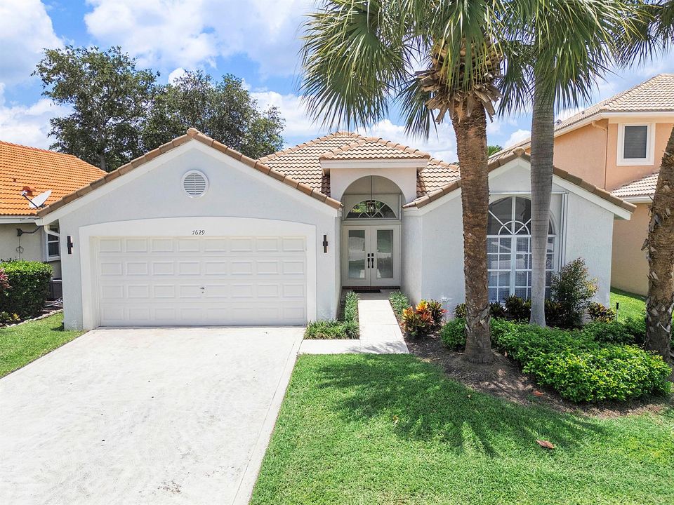 7629 Doubleton Dr_002