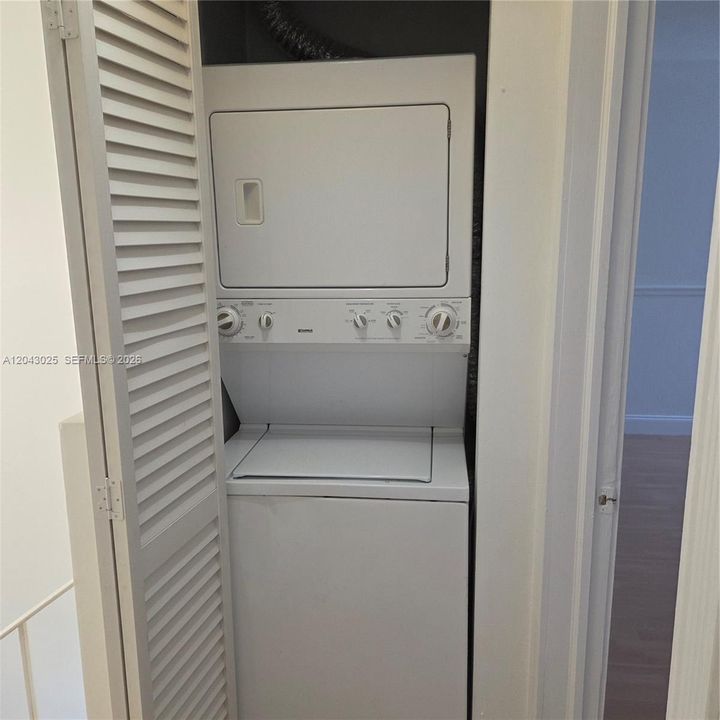 En Renta: $1,790 (2 camas, 2 baños, 1200 Pies cuadrados)