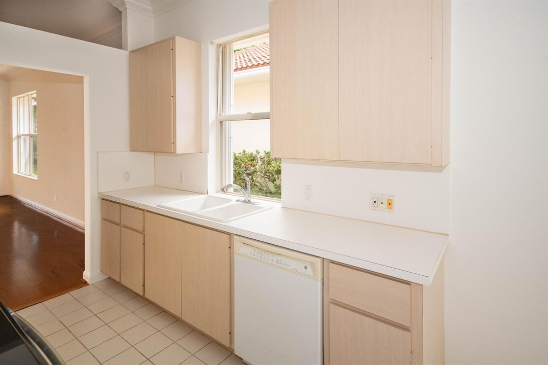 291 East Tall Oaks Circle-8