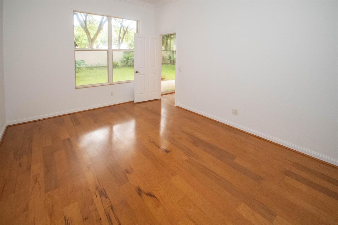 291 East Tall Oaks Circle-11