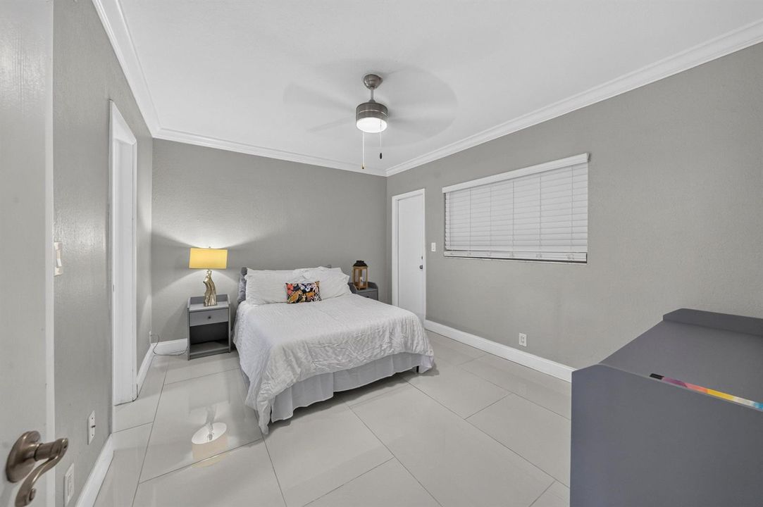 023-022-Bedroom-4000x2662