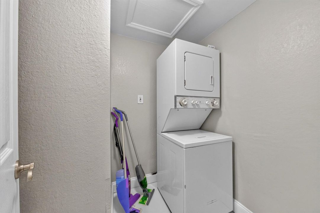 027-006-Laundry-4000x2664