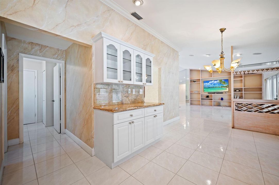 13-web-or-mls-10801-nw-7th-st