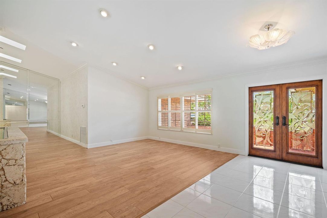 4-web-or-mls-10801-nw-7th-st
