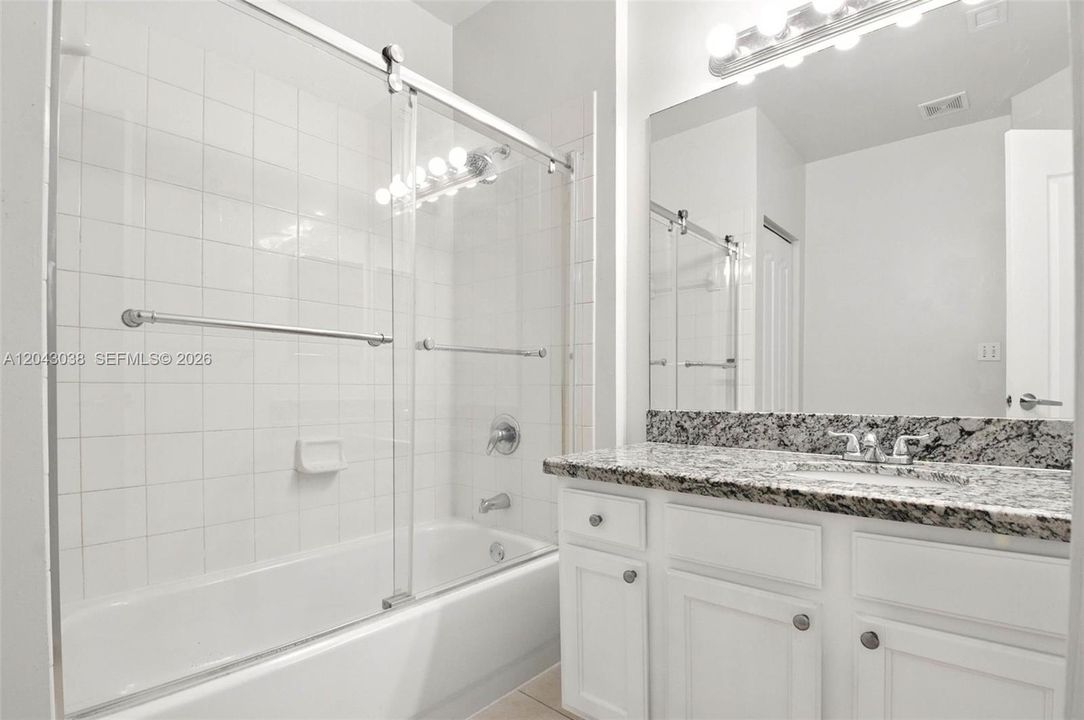 В аренду: $2,300 (1 спален, 1 ванн, 522 Квадратных фут)