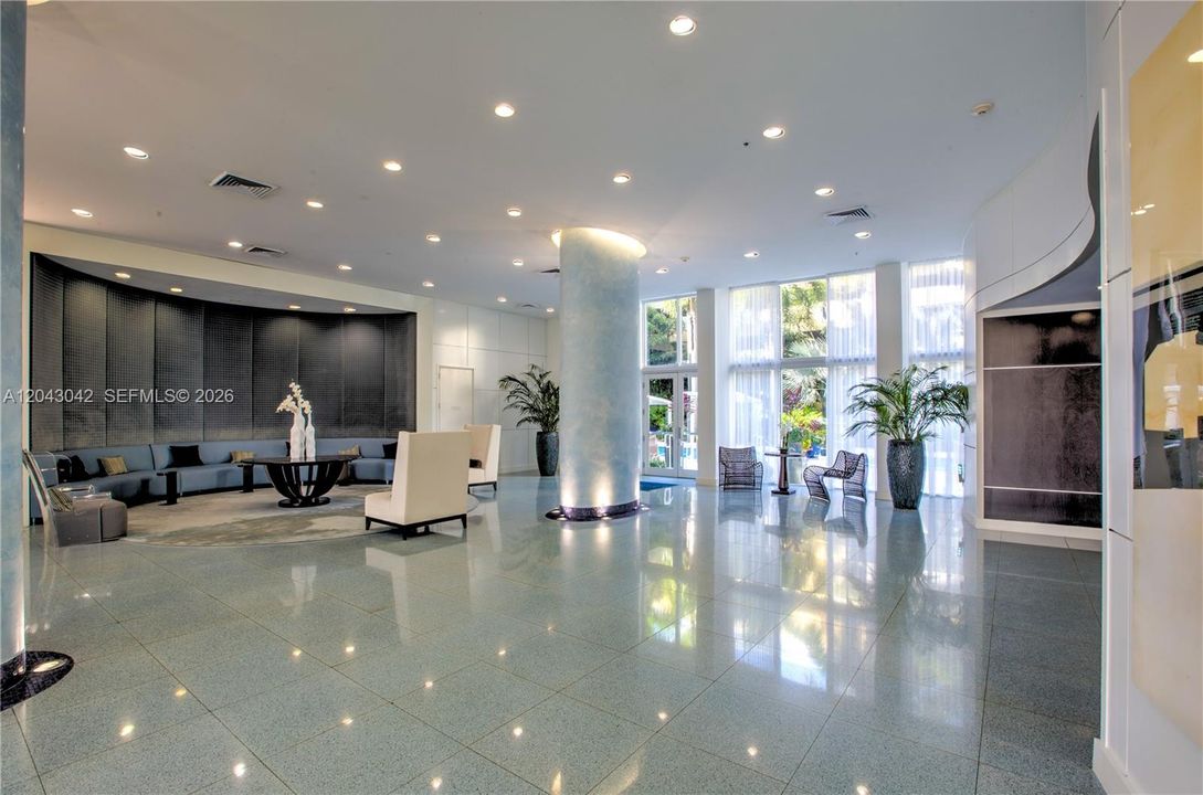 For Rent: $3,150 (2 beds, 2 baths, 1061 Square Feet)