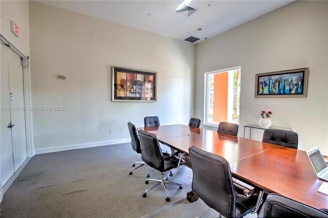 For Rent: $3,150 (2 beds, 2 baths, 1061 Square Feet)