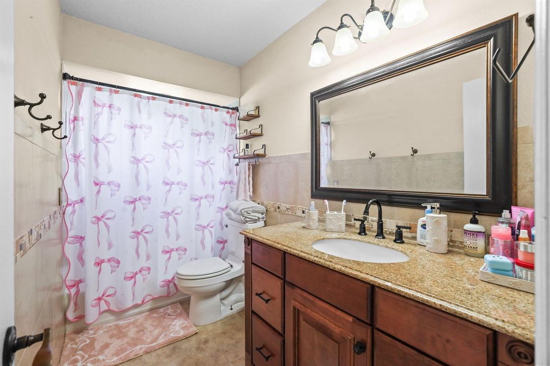 30-web-or-mls-3F2A8178Topaz
