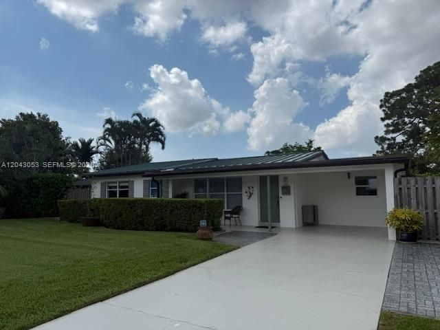 : $605,000 (2 beds, 2 baths, 1212 Square Feet)