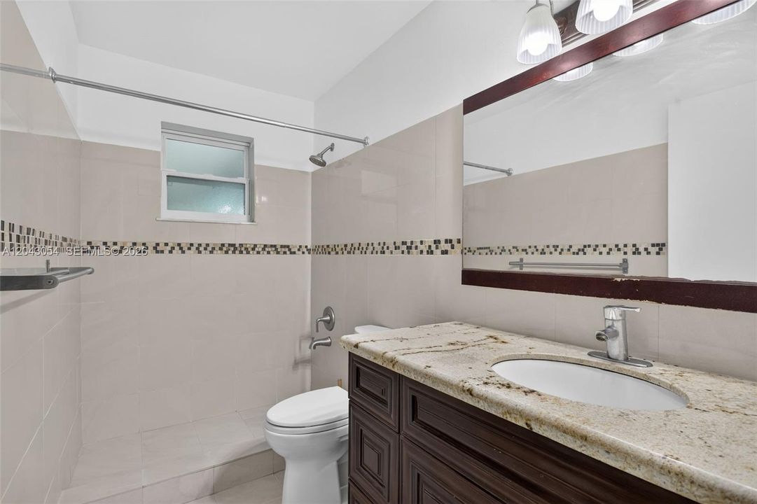 На продажу: $469,999 (3 спален, 2 ванн, 1162 Квадратных фут)
