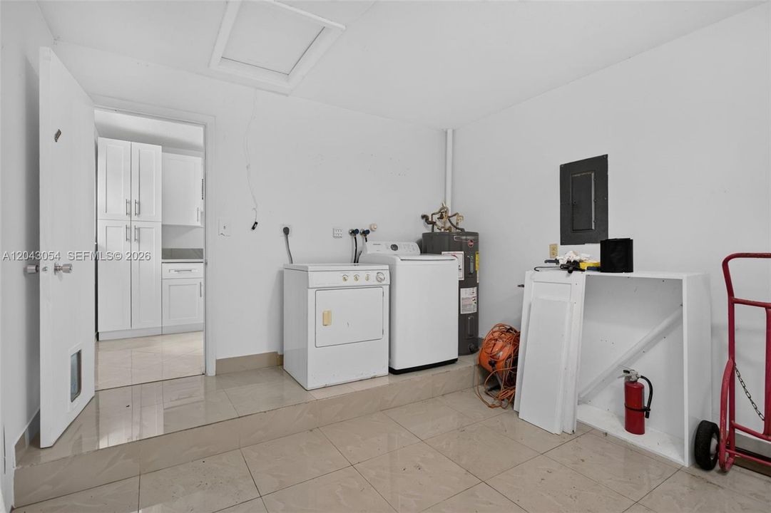 На продажу: $469,999 (3 спален, 2 ванн, 1162 Квадратных фут)