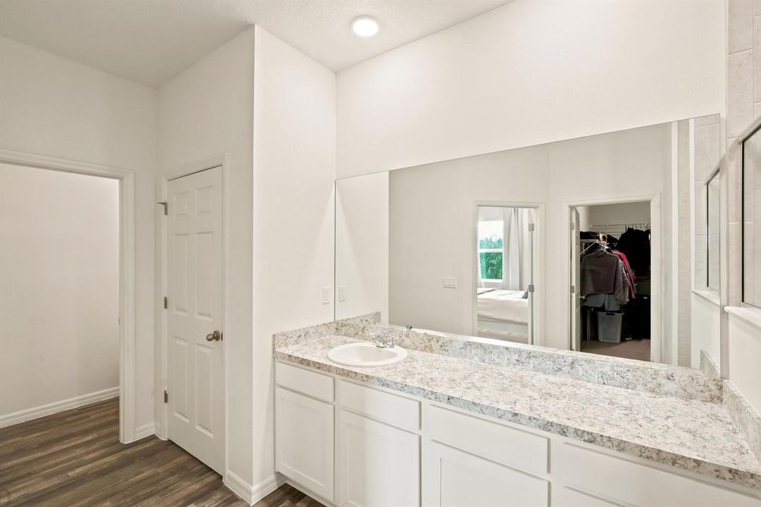 Owner's Suite Bathroom