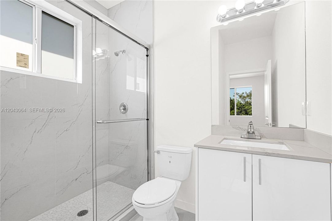 На продажу: $661,990 (5 спален, 4 ванн, 0 Квадратных фут)