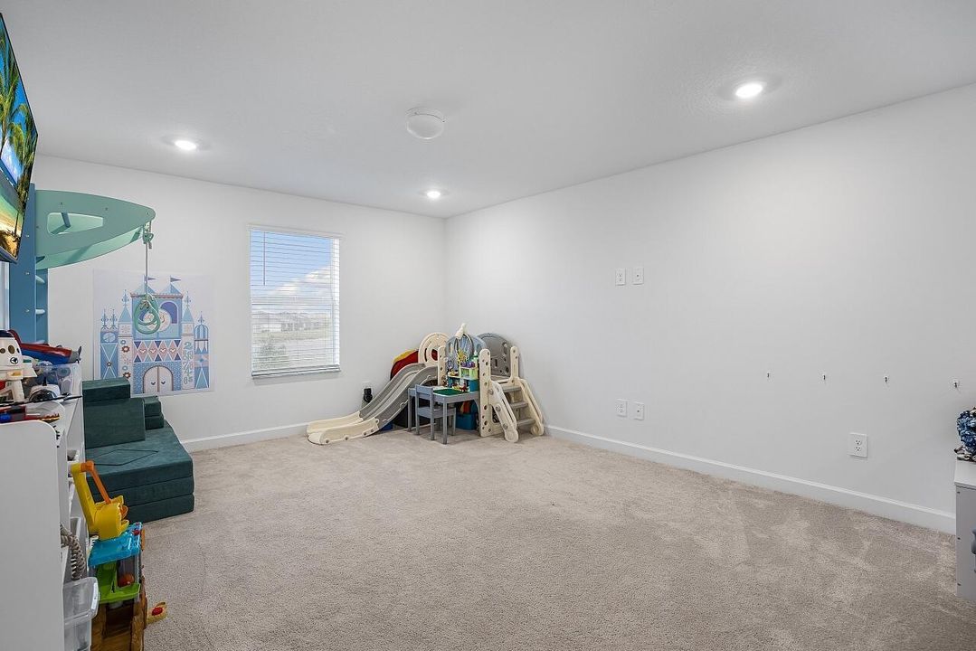 12273-SW-Roma-Cir-HigMedia-041-1280