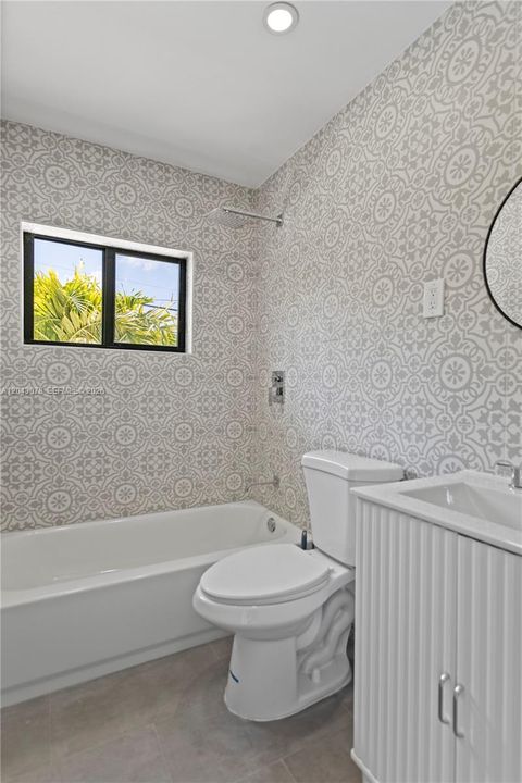 В аренду: $3,595 (3 спален, 2 ванн, 1450 Квадратных фут)