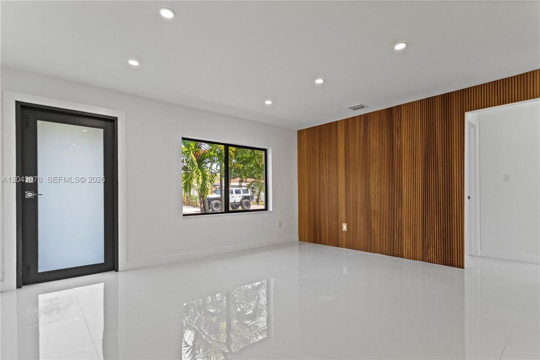 В аренду: $3,595 (3 спален, 2 ванн, 1450 Квадратных фут)
