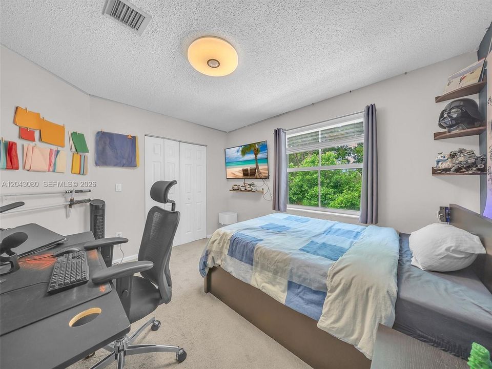 For Sale: $750,000 (4 beds, 2 baths, 2874 Square Feet)