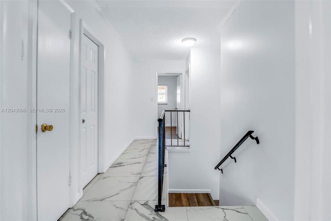 В аренду: $2,600 (3 спален, 2 ванн, 1865 Квадратных фут)