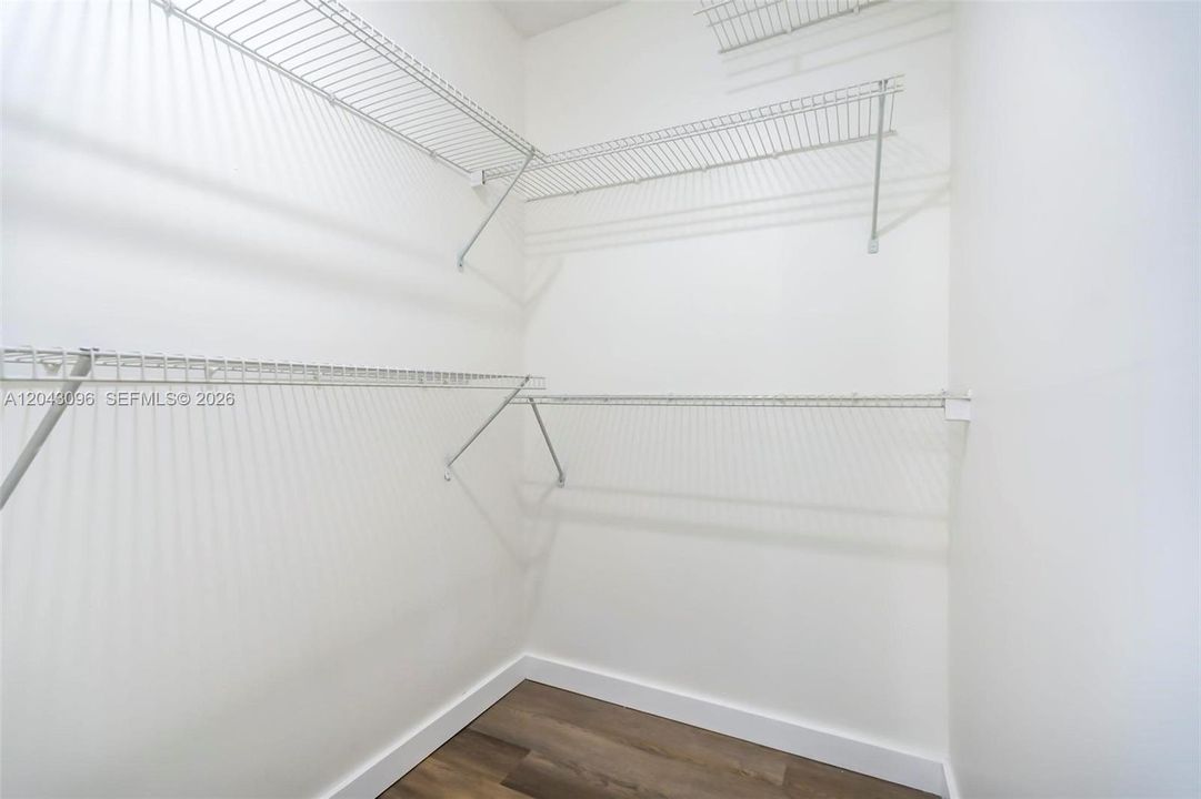 В аренду: $2,600 (3 спален, 2 ванн, 1865 Квадратных фут)