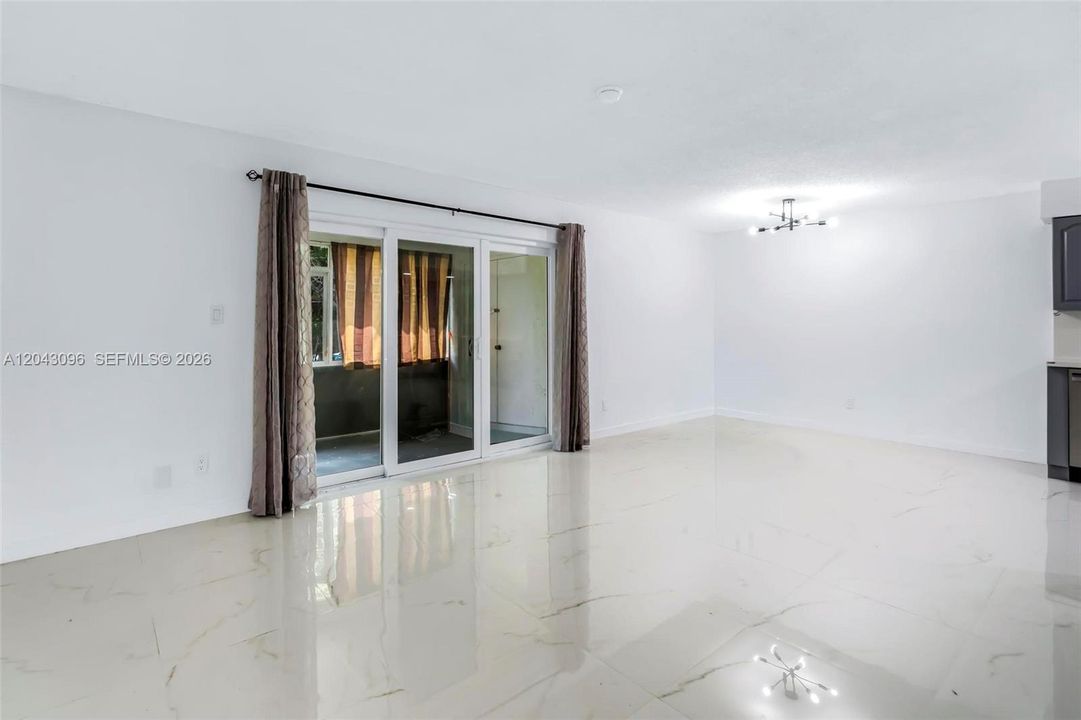 В аренду: $2,600 (3 спален, 2 ванн, 1865 Квадратных фут)