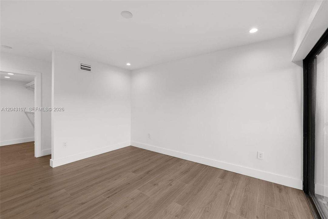 En Venta: $637,500 (3 camas, 2 baños, 1537 Pies cuadrados)
