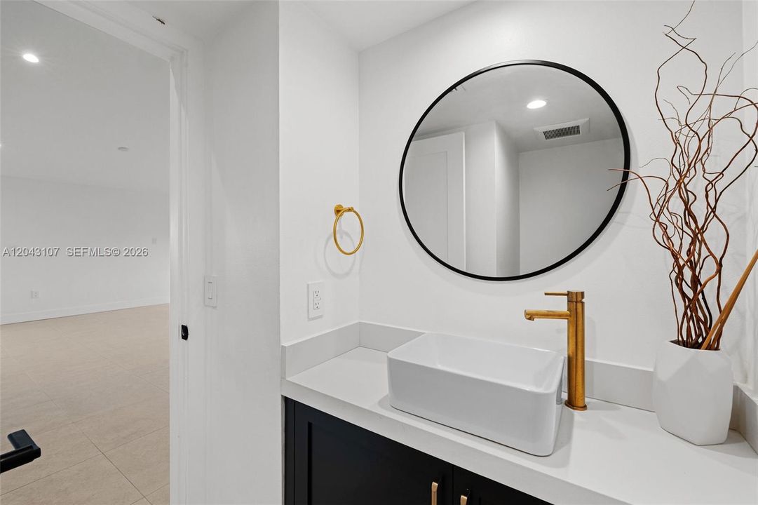 En Venta: $637,500 (3 camas, 2 baños, 1537 Pies cuadrados)