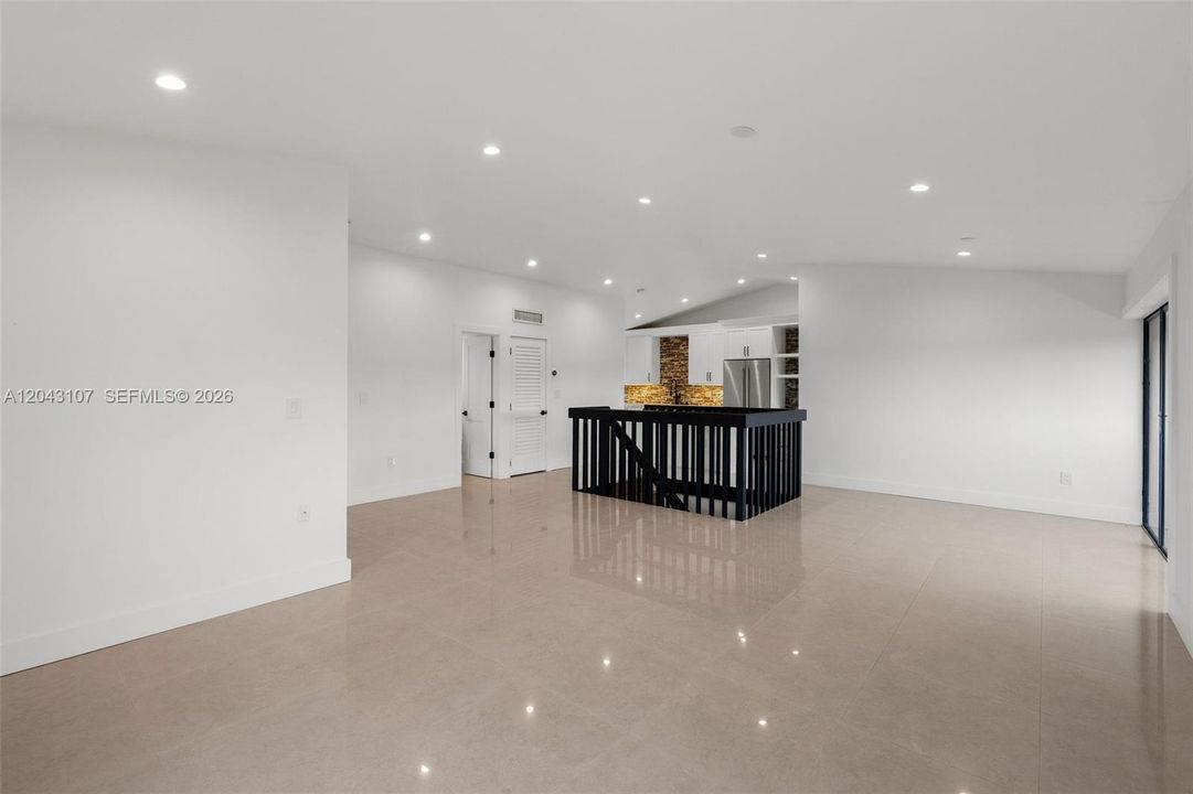 En Venta: $637,500 (3 camas, 2 baños, 1537 Pies cuadrados)