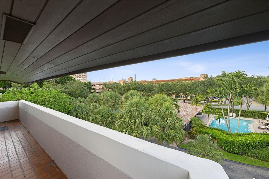En Venta: $637,500 (3 camas, 2 baños, 1537 Pies cuadrados)