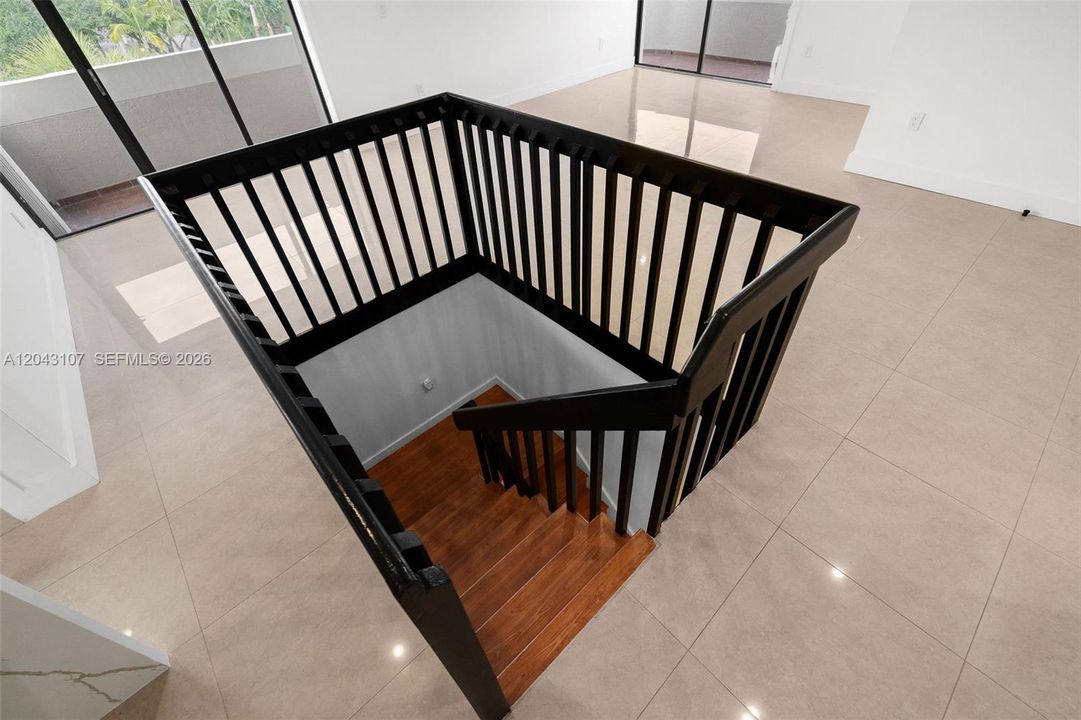 En Venta: $637,500 (3 camas, 2 baños, 1537 Pies cuadrados)