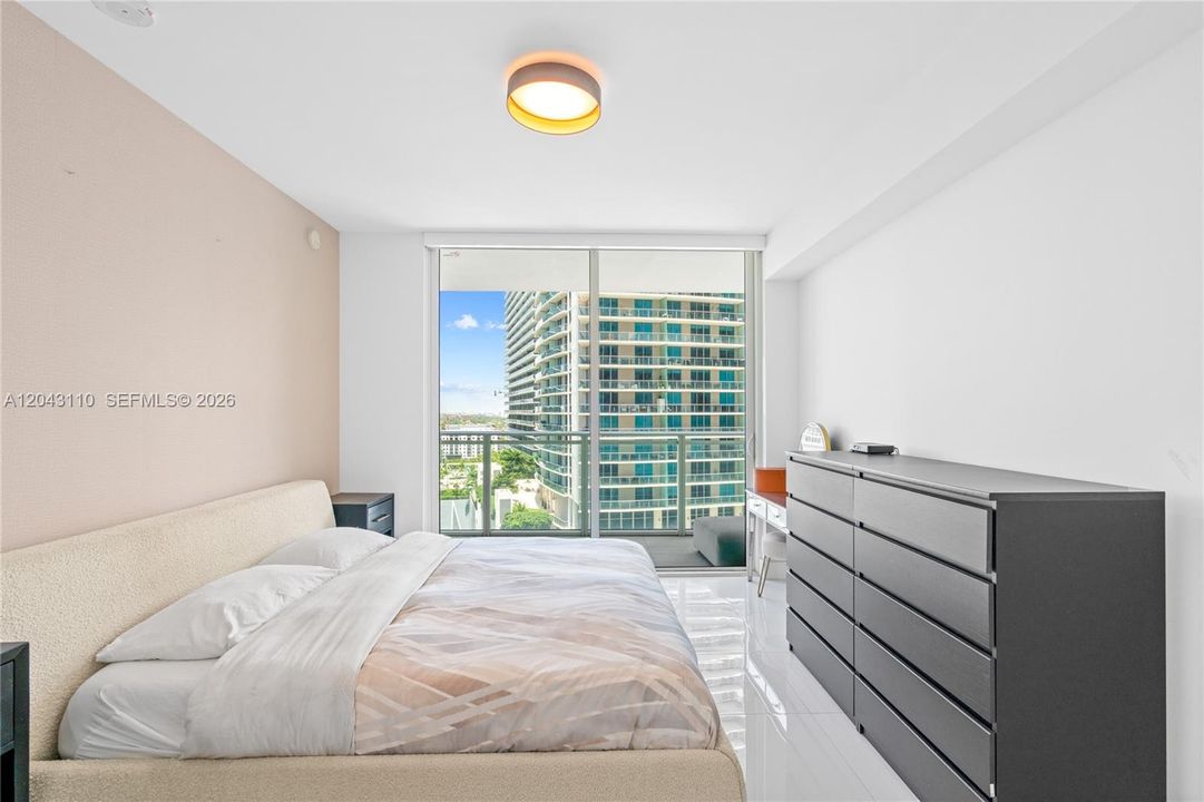 En Venta: $880,000 (2 camas, 2 baños, 1134 Pies cuadrados)