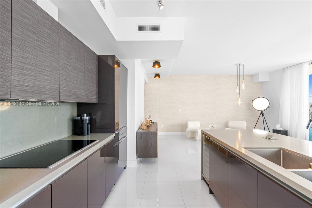 En Venta: $880,000 (2 camas, 2 baños, 1134 Pies cuadrados)