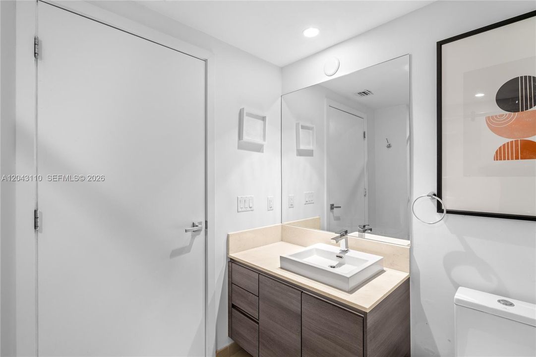 En Venta: $880,000 (2 camas, 2 baños, 1134 Pies cuadrados)
