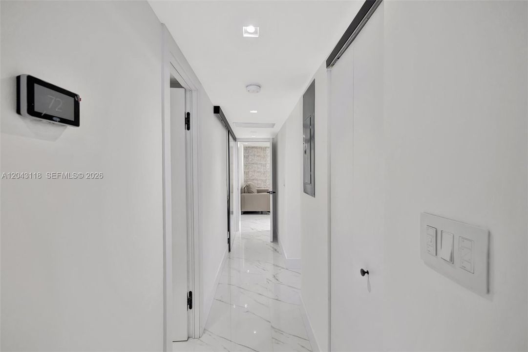 В аренду: $5,700 (2 спален, 2 ванн, 1768 Квадратных фут)