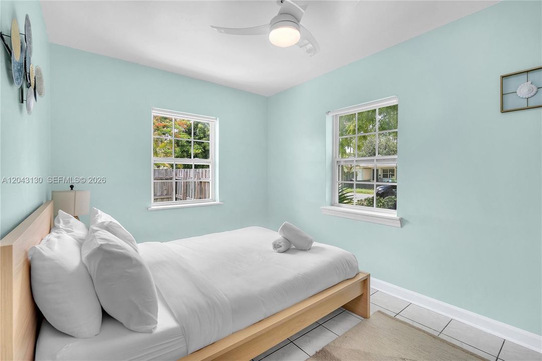 For Rent: $1,700 (0 beds, 1 baths, 2631 Square Feet)