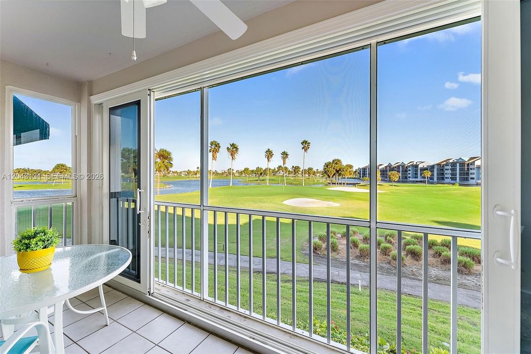 For Sale: $595,000 (2 beds, 2 baths, 1450 Square Feet)