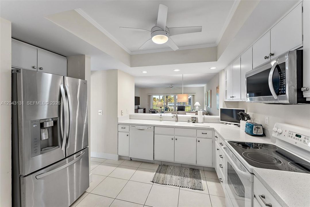 For Sale: $595,000 (2 beds, 2 baths, 1450 Square Feet)