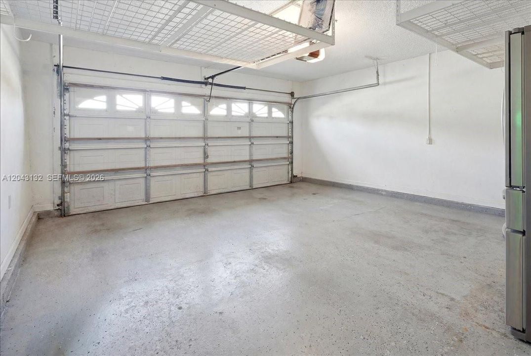 Active With Contract: $680,000 (3 beds, 2 baths, 1669 Square Feet)