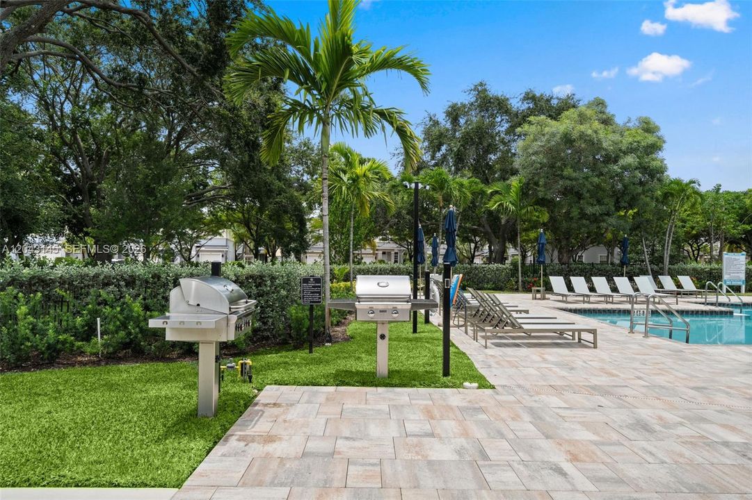 На продажу: $1,425,000 (3 спален, 3 ванн, 2280 Квадратных фут)