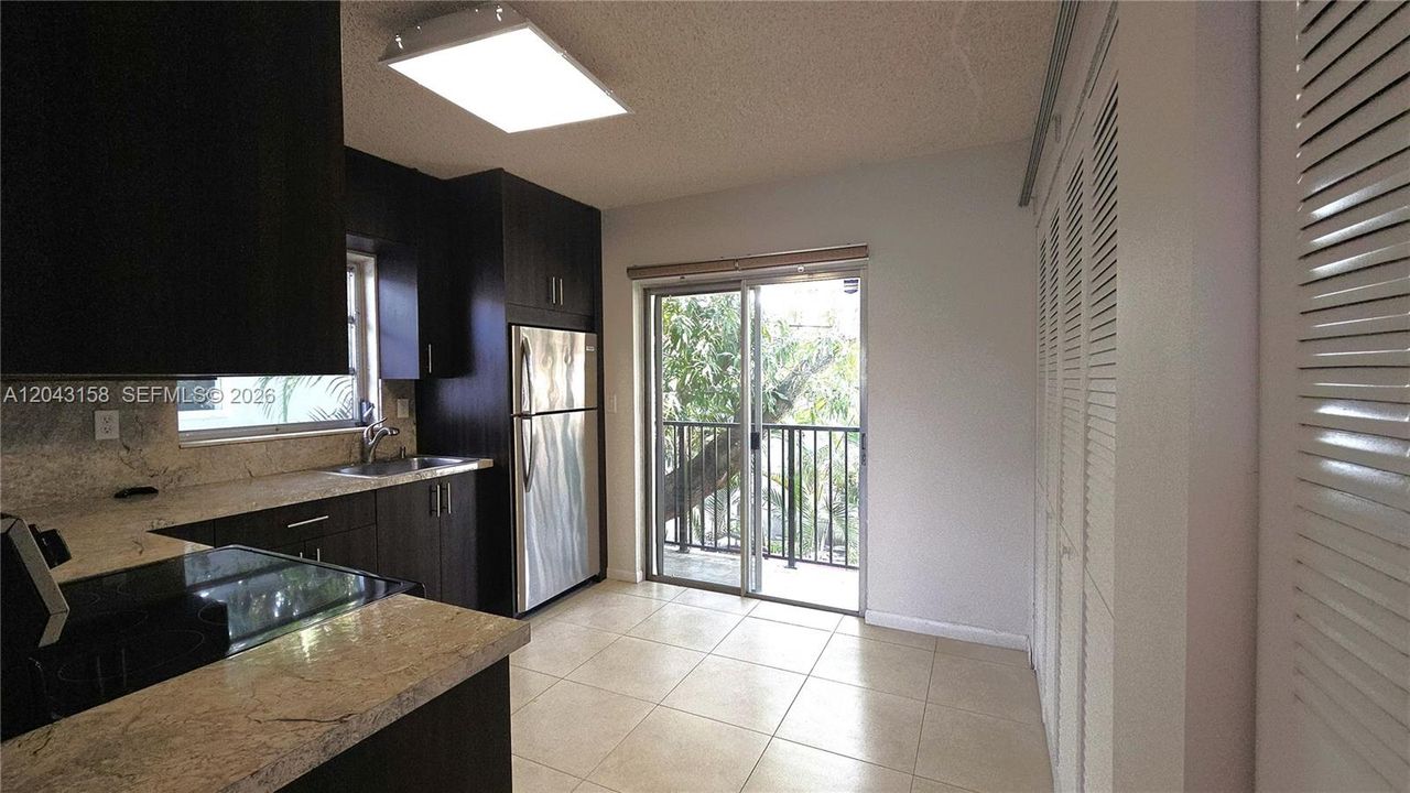 En Renta: $2,600 (2 camas, 1 baños, 1920 Pies cuadrados)