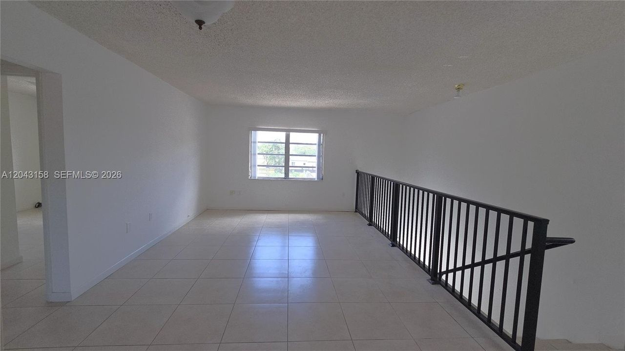 En Renta: $2,600 (2 camas, 1 baños, 1920 Pies cuadrados)