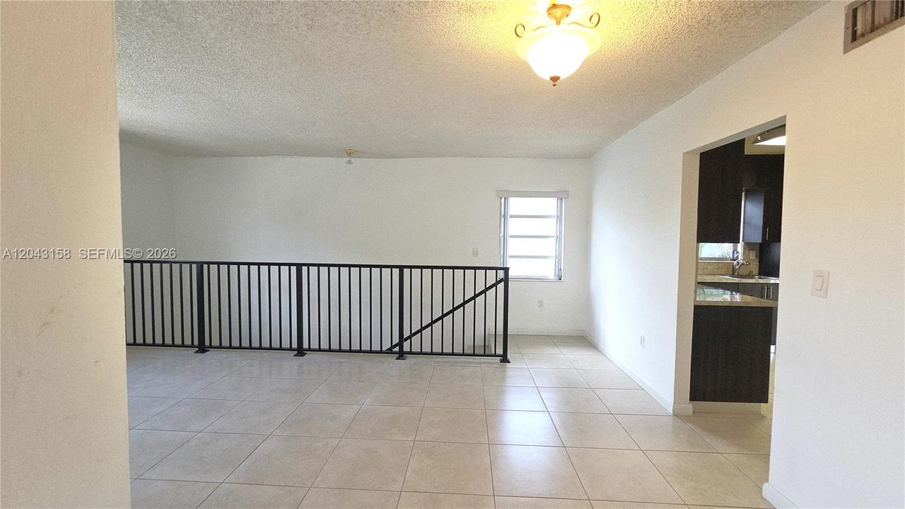 En Renta: $2,600 (2 camas, 1 baños, 1920 Pies cuadrados)
