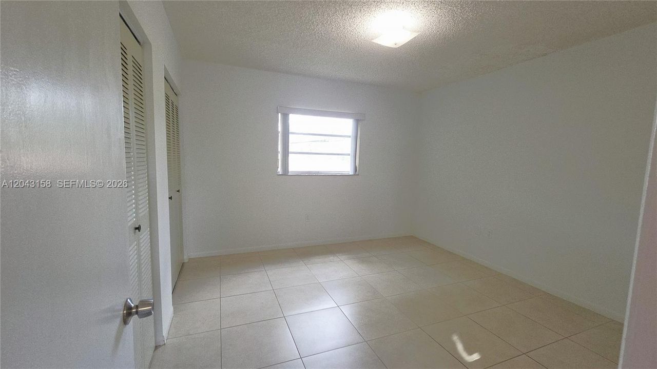 En Renta: $2,600 (2 camas, 1 baños, 1920 Pies cuadrados)