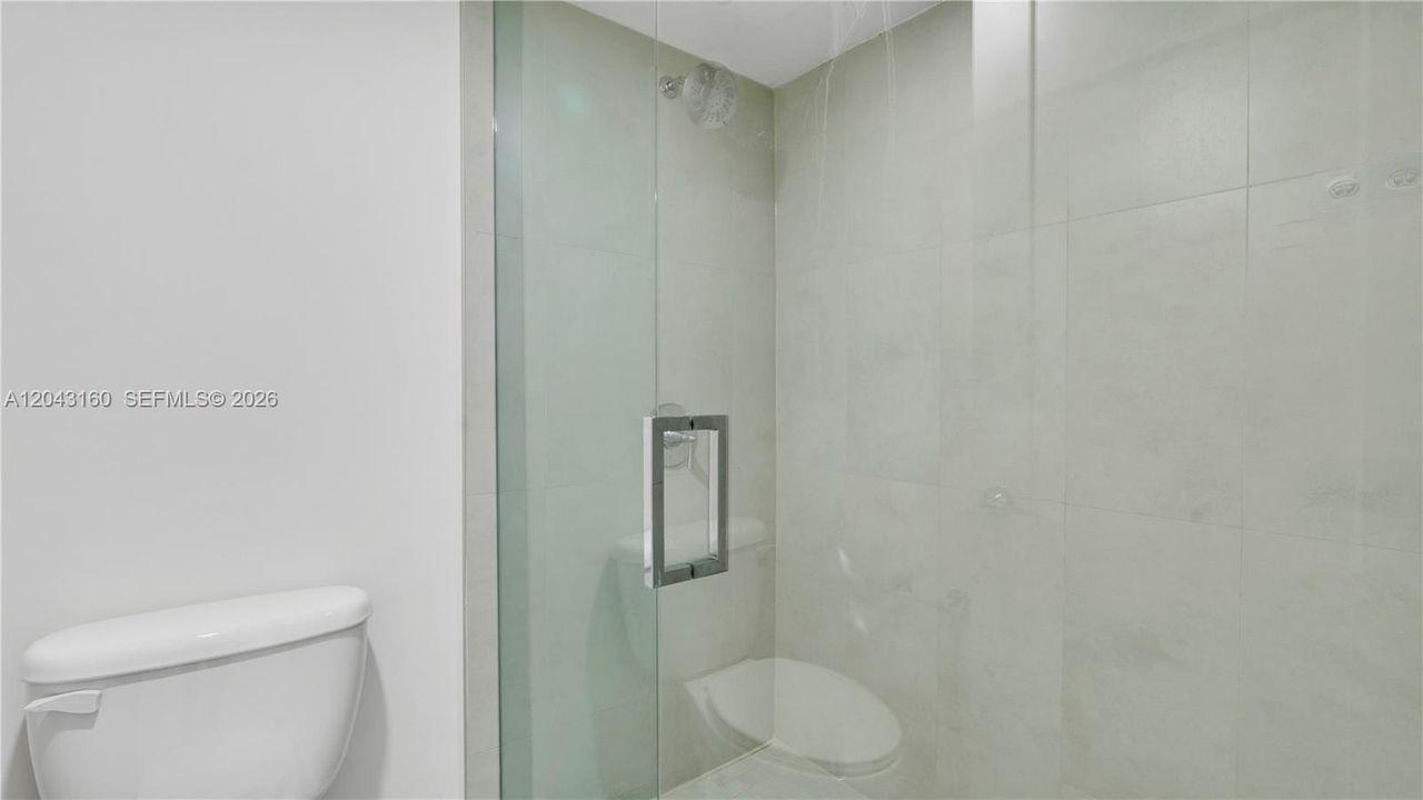 В аренду: $3,552 (1 спален, 1 ванн, 1036 Квадратных фут)