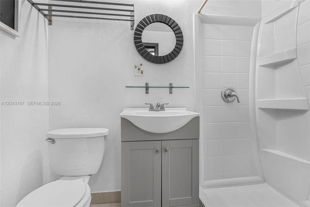 For Rent: $1,300 (1 beds, 1 baths, 0 Square Feet)