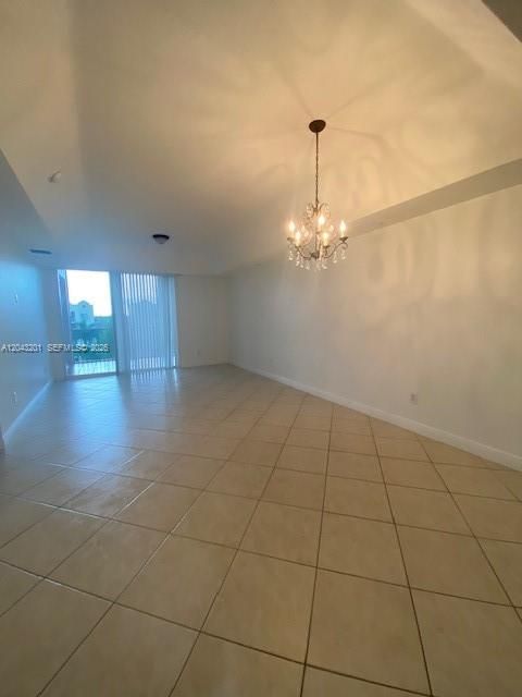 For Rent: $3,500 (3 beds, 2 baths, 1710 Square Feet)