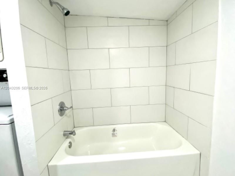 В аренду: $2,250 (2 спален, 1 ванн, 2326 Квадратных фут)