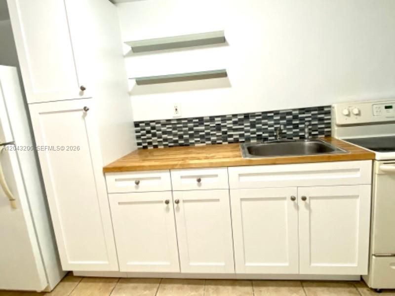 В аренду: $2,250 (2 спален, 1 ванн, 2326 Квадратных фут)