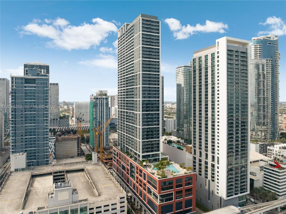 For Sale: $450,000 (0 beds, 1 baths, 367 Square Feet)
