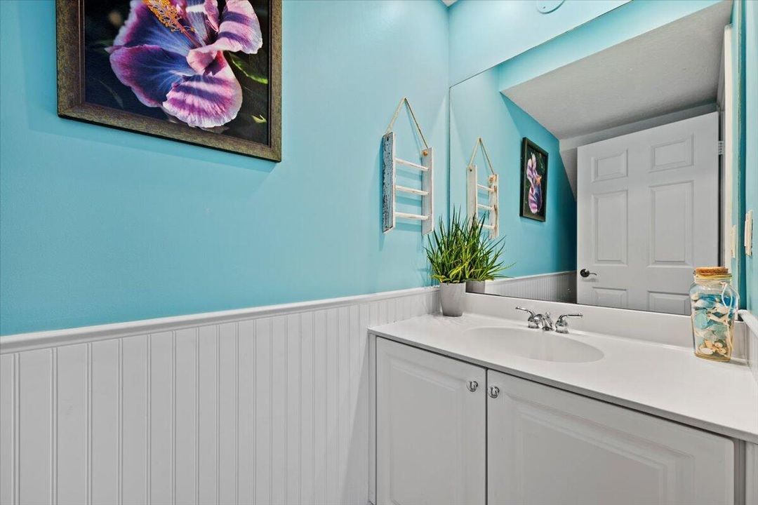 Powder Room/Half Bathroom